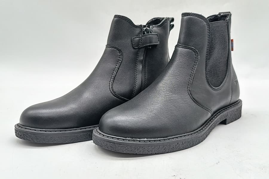 Paar Kinderstiefel Koel, Gr. 32